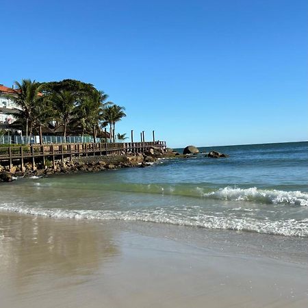 Apto Em Condominio No Centro De Bombinhas, Proximo Da Praia Eksteriør billede