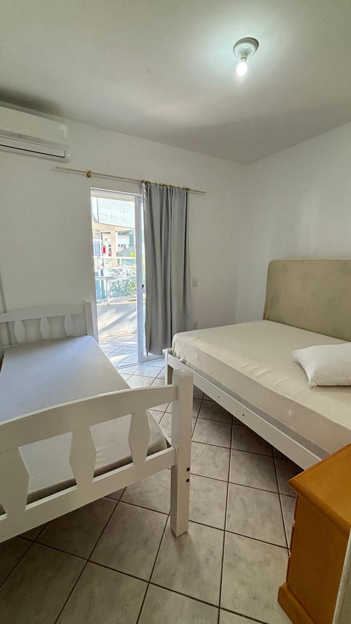 Apto Em Condominio No Centro De Bombinhas, Proximo Da Praia Eksteriør billede